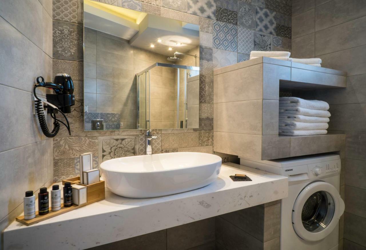 Talos Luxury Suites Kounoupidhianá Zewnętrze zdjęcie